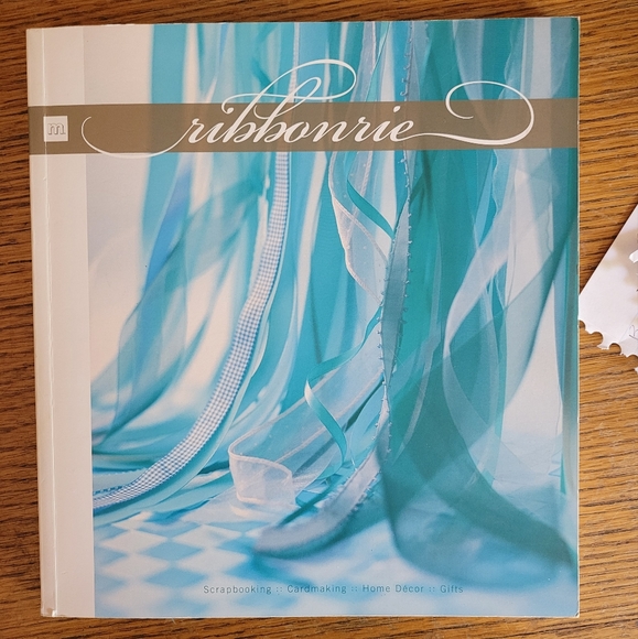 5 Ribbon Crafting Publications - Picture 2 of 14